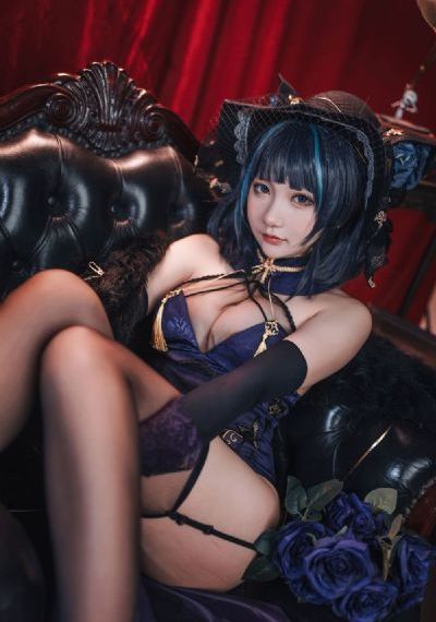 女初中生