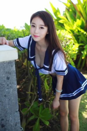 深蓝与月光