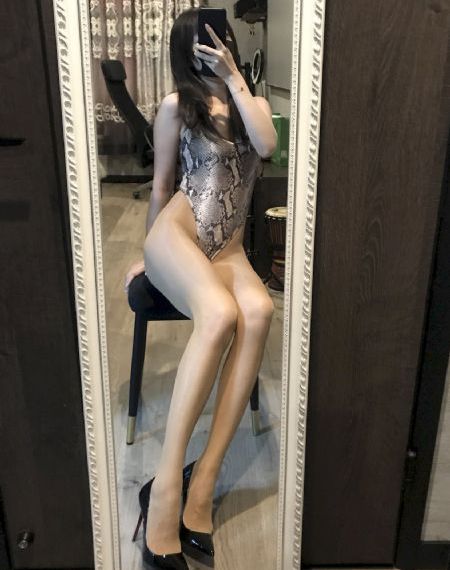 免费的美女在线视频
