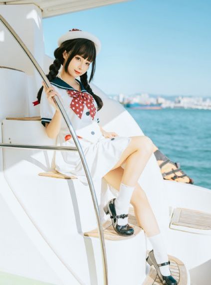 图书馆的女朋友日漫