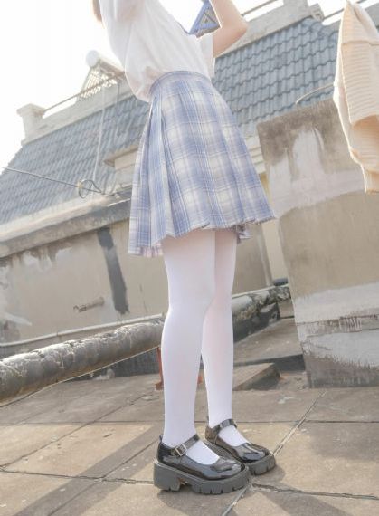 天天摸夜夜添狠狠添婷婷