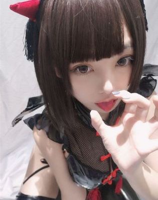 年轻的妈妈二