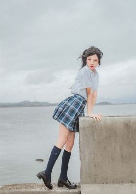 多个男人用振动器玩我视频