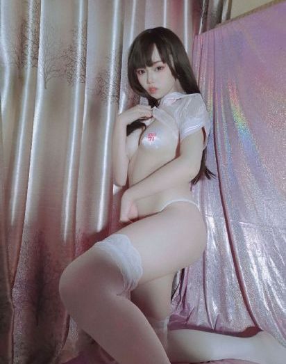 裙底下的野兽