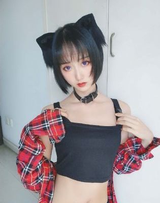 一个人在线观看免费视频