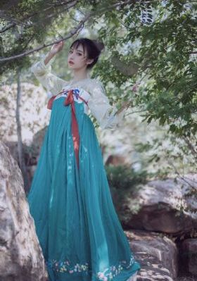 草草影院在线观看视频